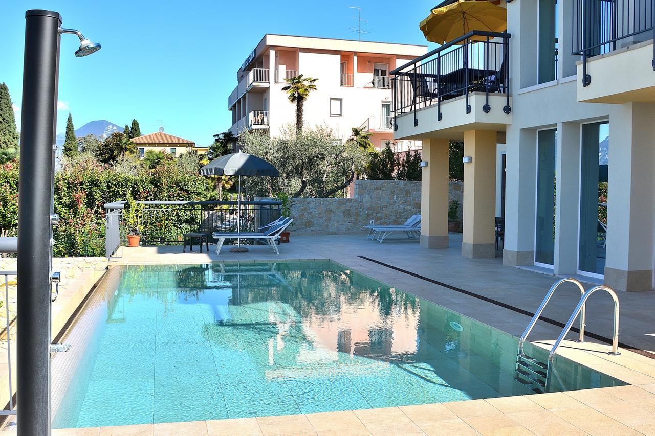South Apartment With Pool توري ديل بيناكو المظهر الخارجي الصورة